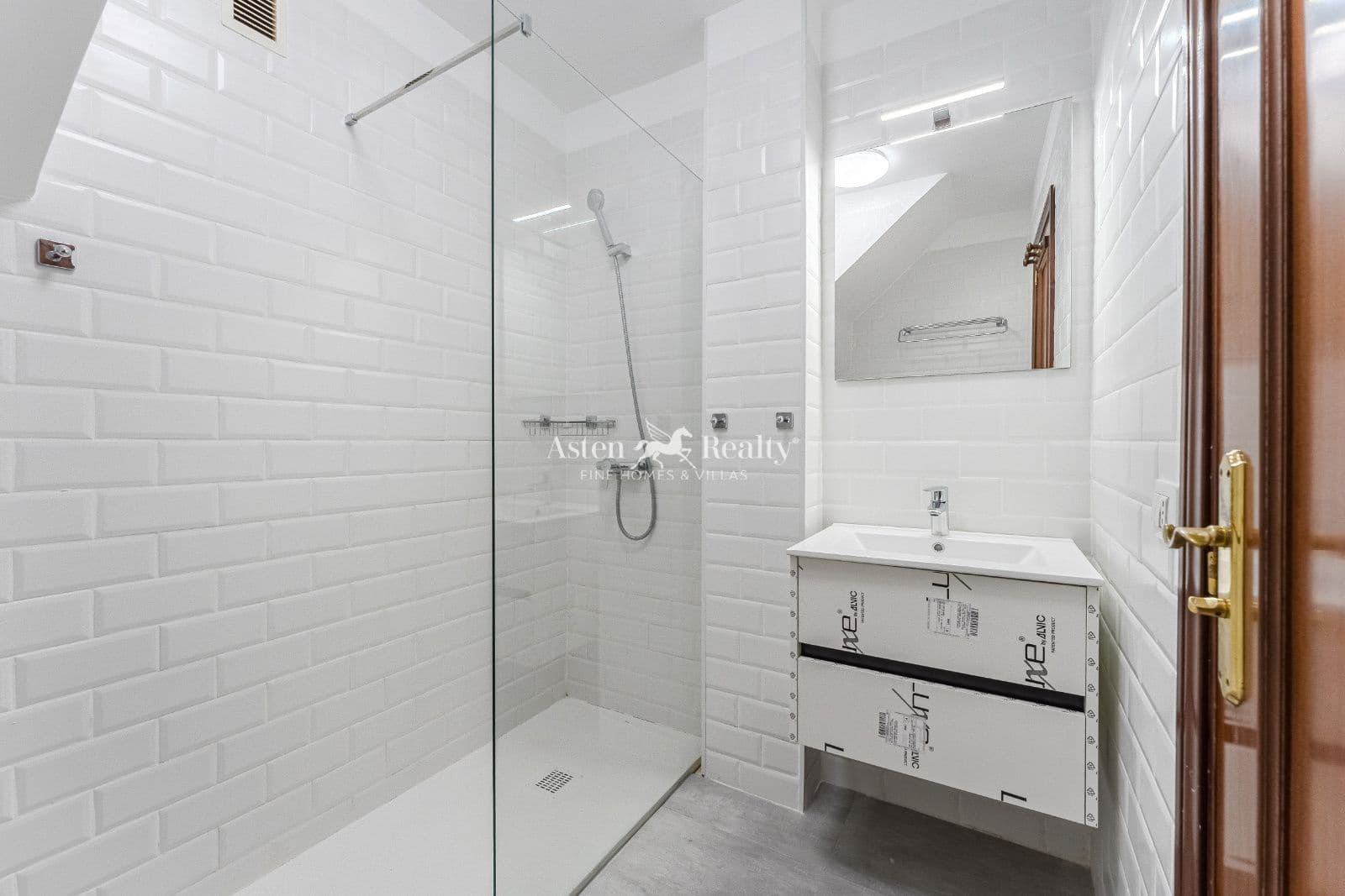 3 soveværelse Penthouse til salg i Palm-Mar med swimmingpool garage - € 435.000 (Ref: 9532313)