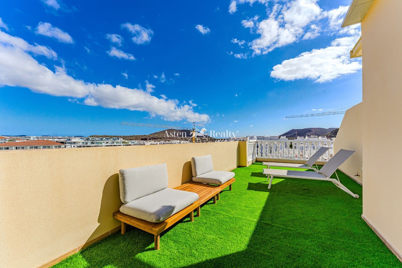 3 soveværelse Penthouse til salg i Palm-Mar med swimmingpool garage - € 435.000 (Ref: 9532313)