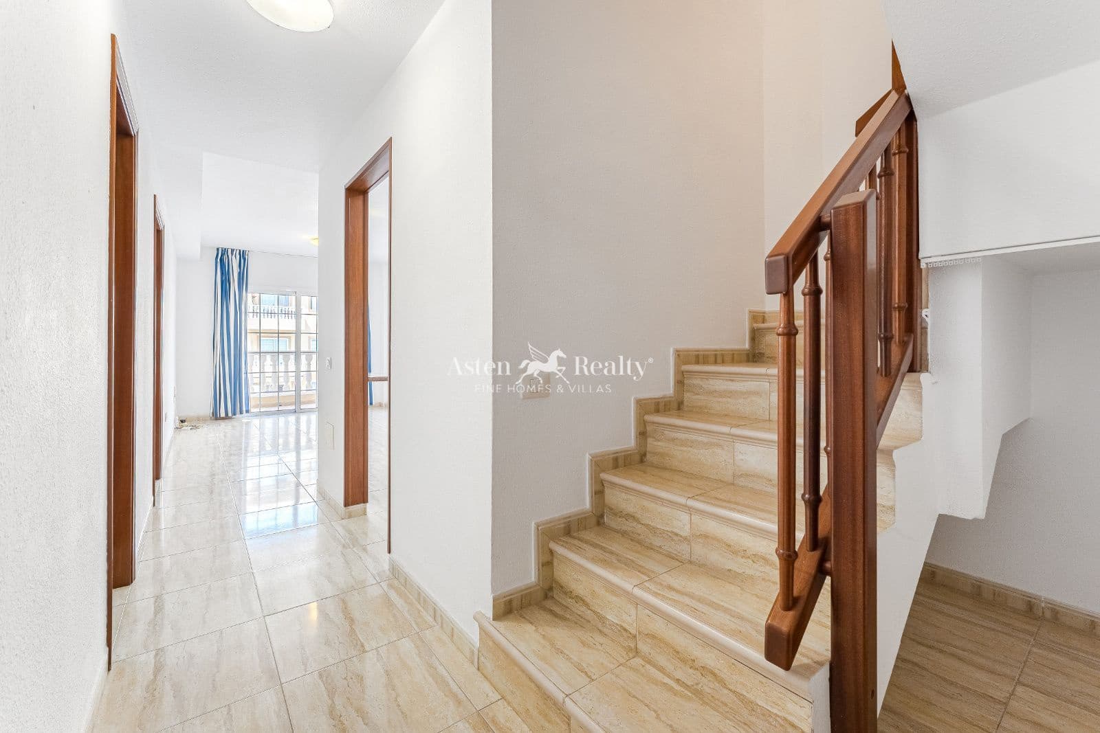 2 soverom Penthouse til salgs i Palm-Mar med svømmebasseng garasje - € 399 000 (Ref: 9534821)