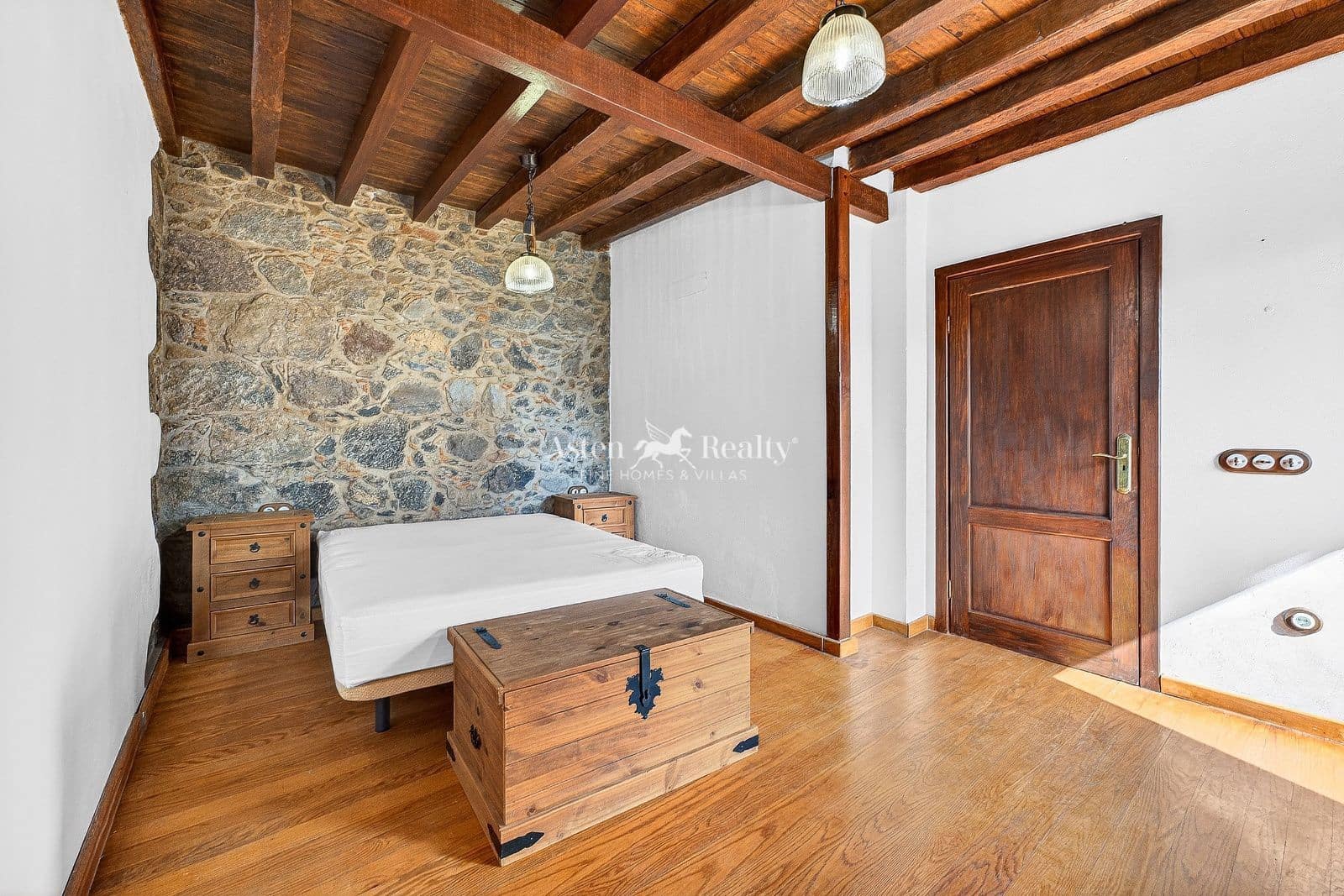 3 soverom Villa til salgs i Taucho - € 635 000 (Ref: 9534822)