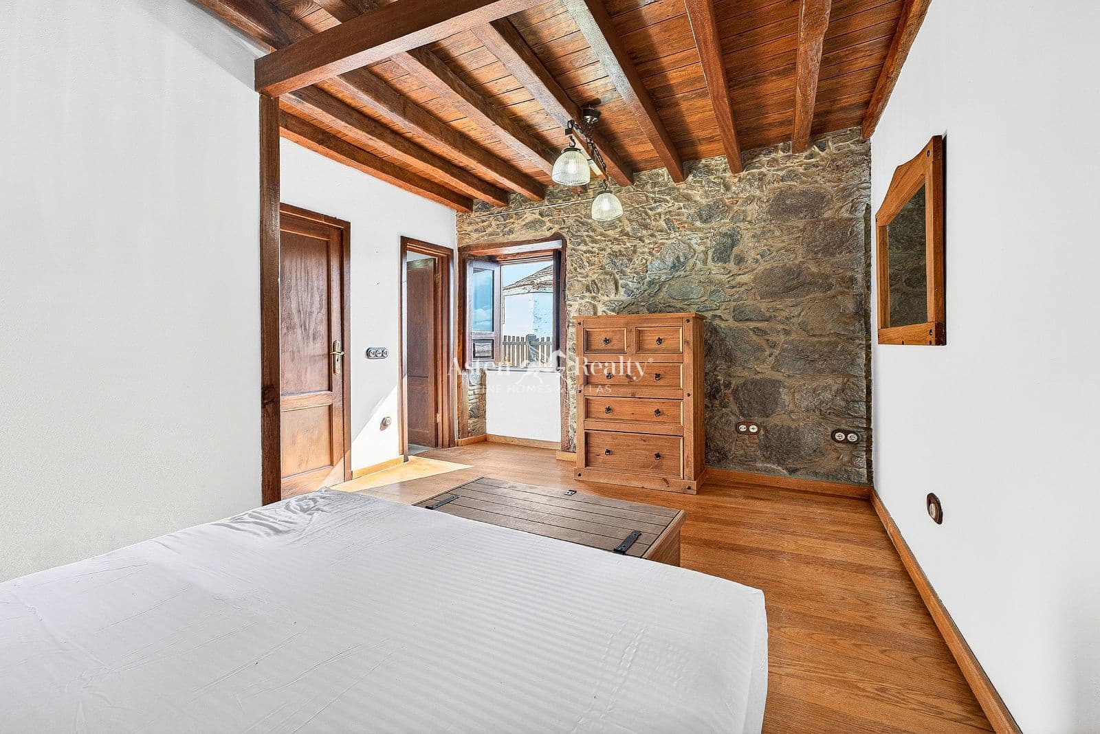 3 soverom Villa til salgs i Taucho - € 635 000 (Ref: 9534822)