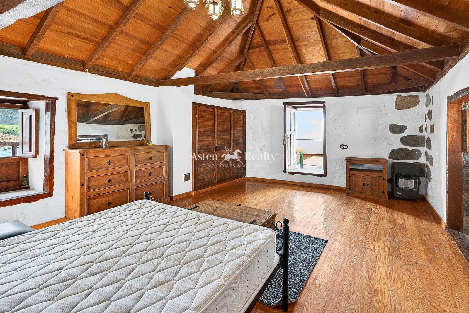 3 soverom Villa til salgs i Taucho - € 635 000 (Ref: 9534822)