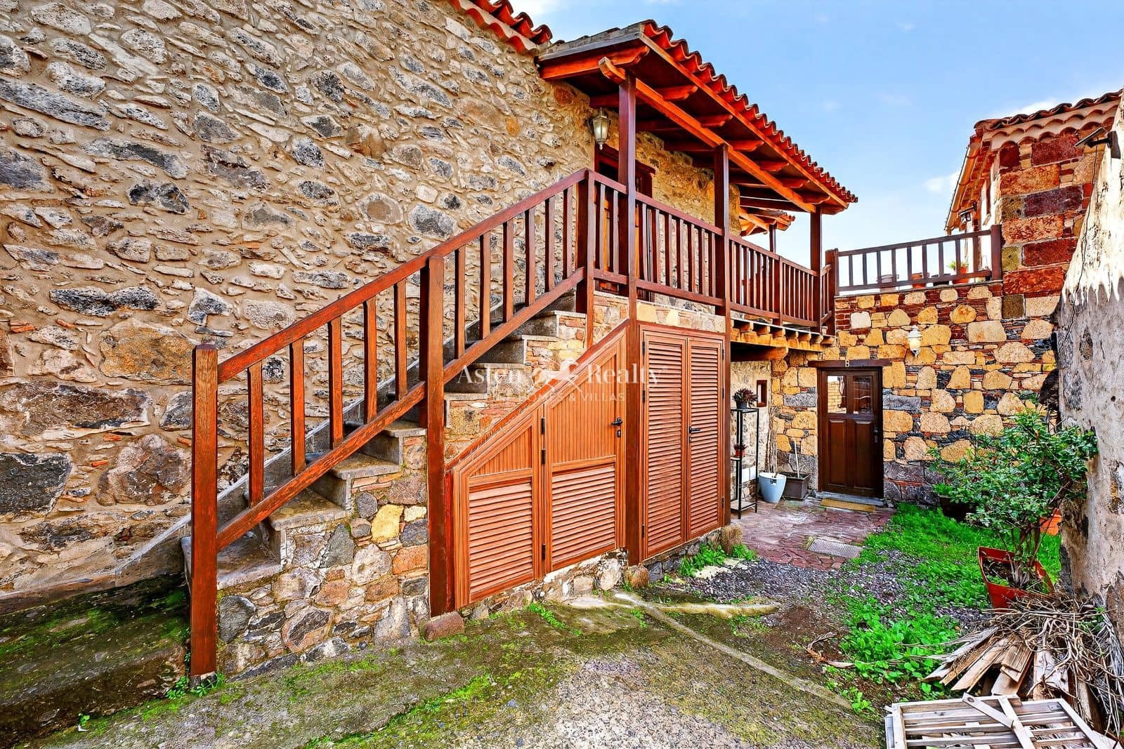 3 soverom Villa til salgs i Taucho - € 635 000 (Ref: 9534822)