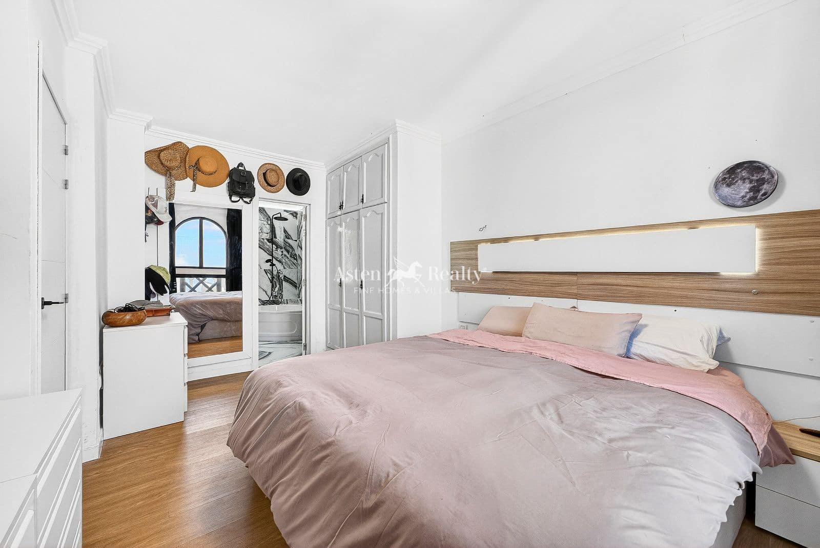 2 soverom Hus til salgs i Costa Adeje med svømmebasseng garasje - € 499 000 (Ref: 9535002)