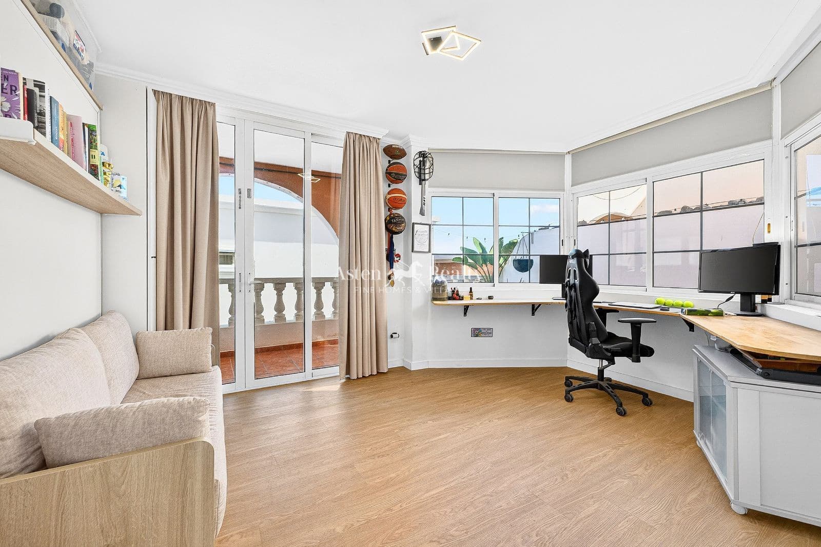 2 soverom Hus til salgs i Costa Adeje med svømmebasseng garasje - € 499 000 (Ref: 9535002)