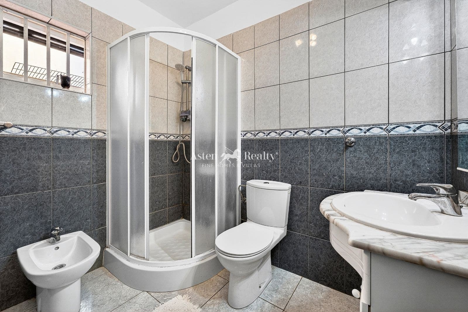 2 soverom Hus til salgs i Costa Adeje med svømmebasseng garasje - € 499 000 (Ref: 9535002)