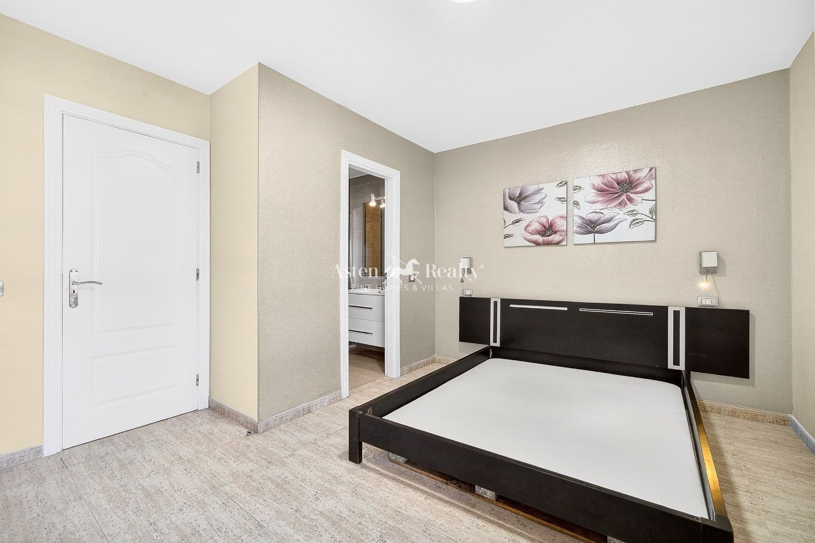 4 soverom Leilighet til salgs i Costa Adeje med svømmebasseng - € 459 000 (Ref: 9539627)