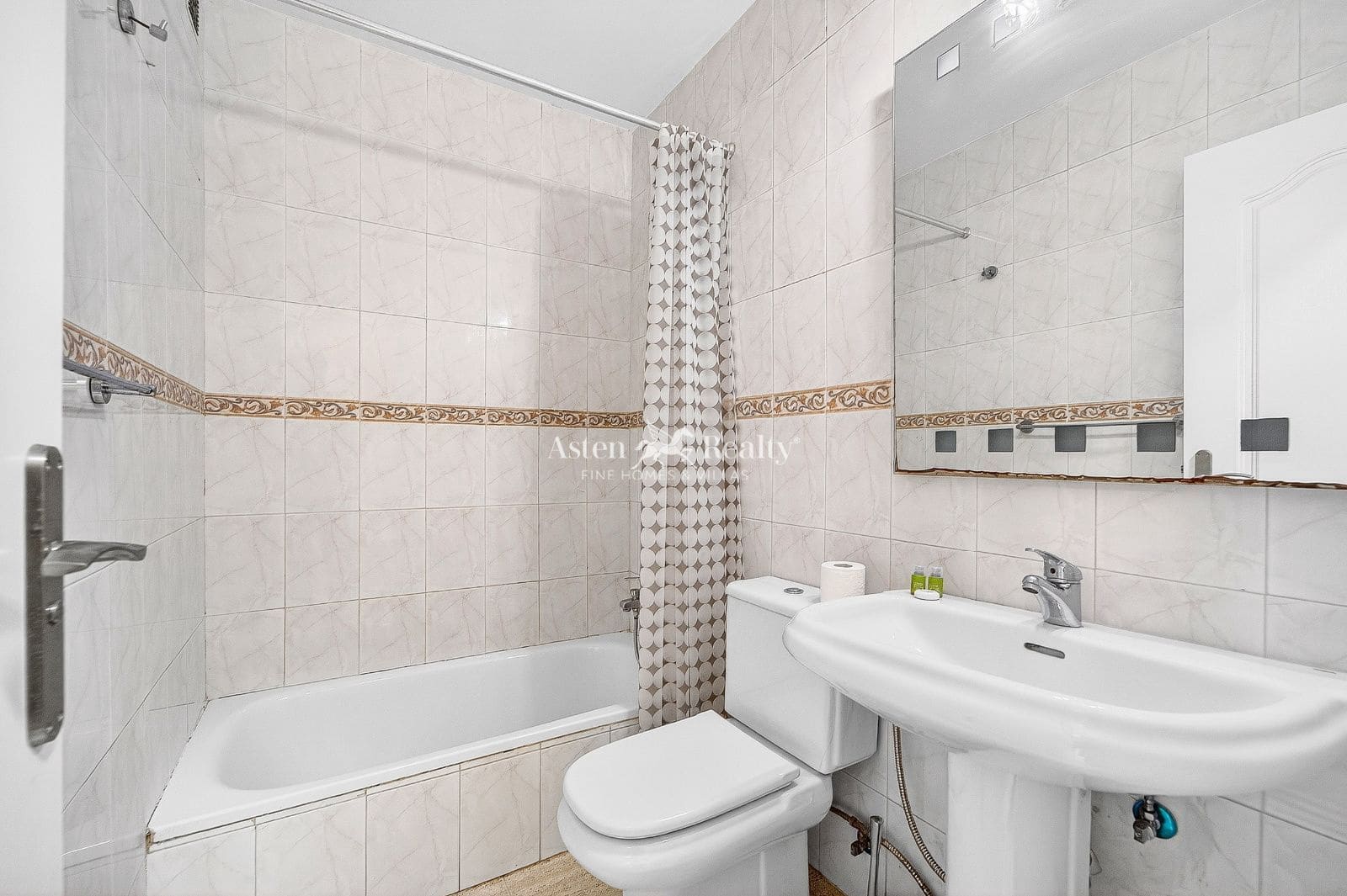 4 soverom Leilighet til salgs i Costa Adeje med svømmebasseng - € 459 000 (Ref: 9539627)