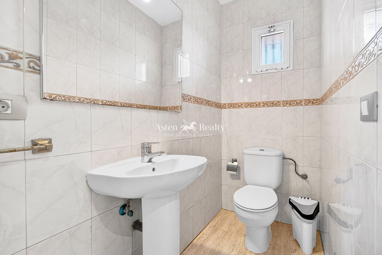 4 soverom Leilighet til salgs i Costa Adeje med svømmebasseng - € 459 000 (Ref: 9539627)