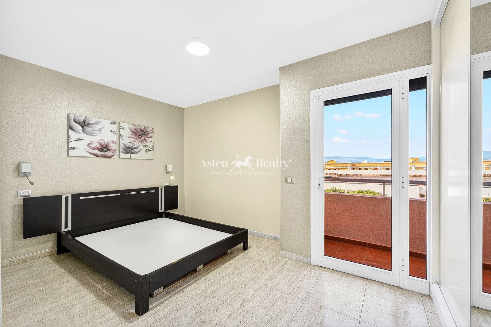 4 soverom Leilighet til salgs i Costa Adeje med svømmebasseng - € 459 000 (Ref: 9539627)