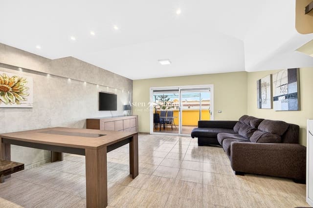 4 soverom Leilighet til salgs i Playa del Duque, Adeje med svømmebasseng - € 459 000 (Ref: 9539627)