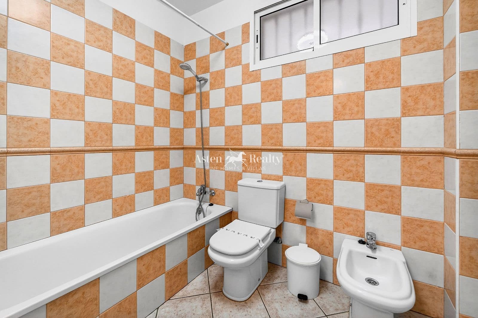 2 Zimmer Wohnung zu verkaufen in Torviscas mit Pool Garage - 675.000 € (Ref: 9542676)