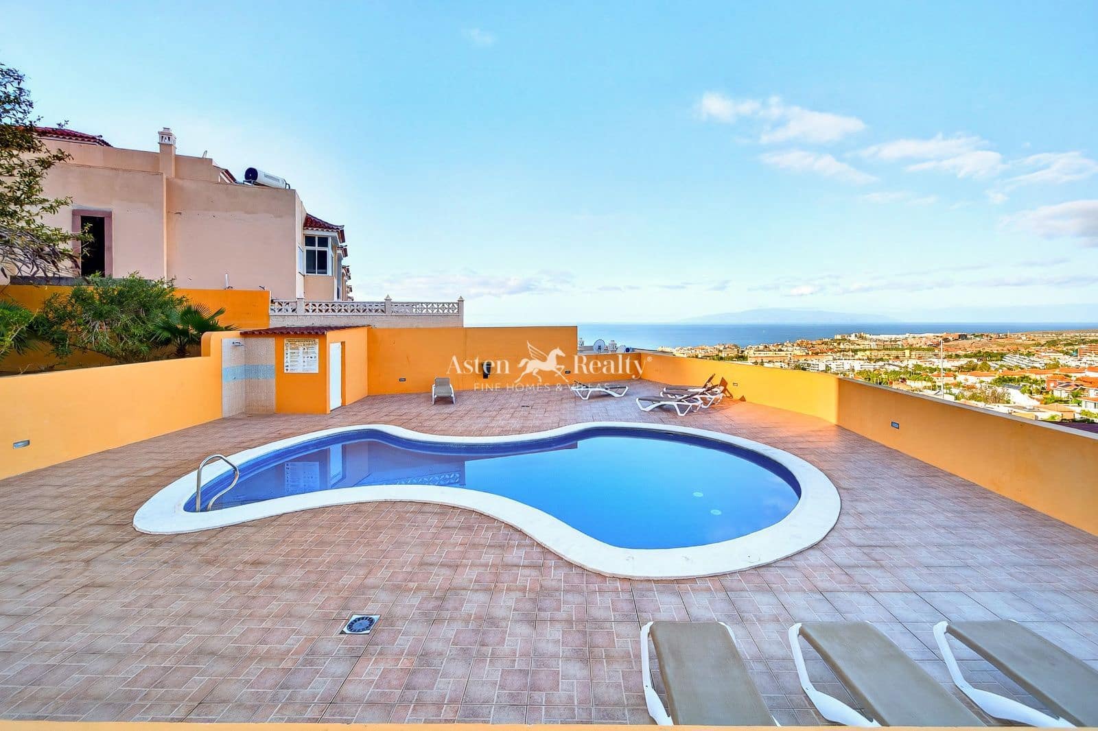 2 Zimmer Wohnung zu verkaufen in Torviscas mit Pool Garage - 675.000 € (Ref: 9542676)