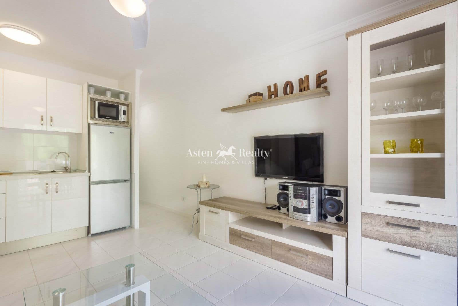 1 chambre Appartement à vendre à Playa de las Americas avec piscine - 295 000 € (Ref: 9547134)