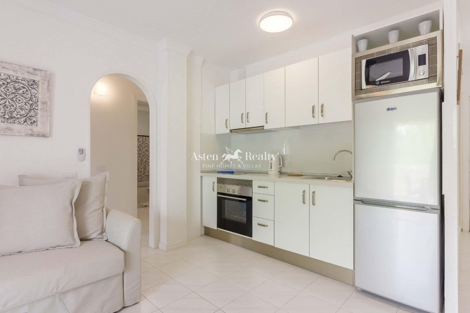 1 chambre Appartement à vendre à Playa de las Americas avec piscine - 295 000 € (Ref: 9547134)