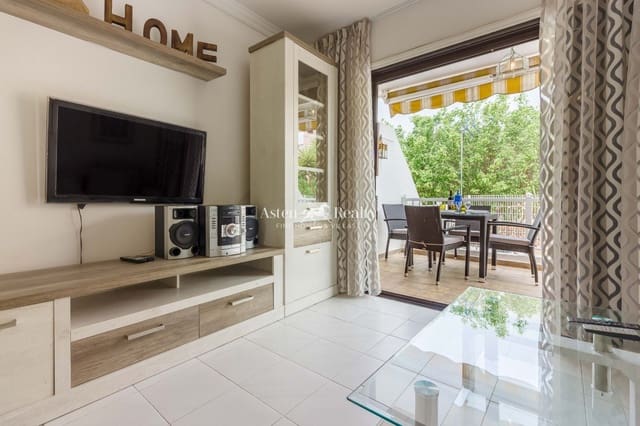 1 chambre Appartement à vendre à Playa de las Americas, Arona avec piscine - 295 000 € (Ref: 9547134)