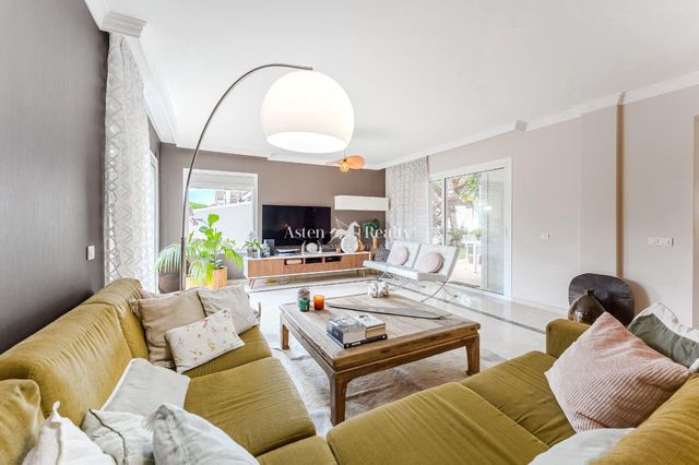 4 quarto Moradia para venda em Torviscas, Adeje com piscina garagem - 2 590 000 € (Ref: 9548602)