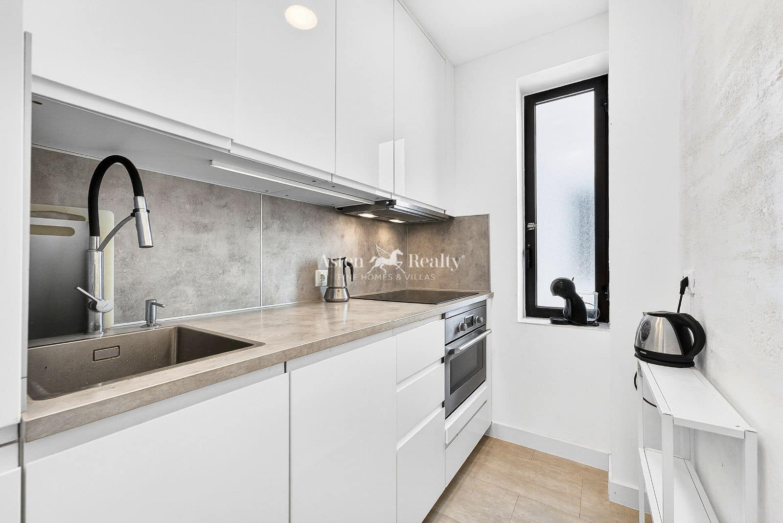 2 soveværelse Lejlighed til salg i Playa de las Americas med swimmingpool - € 570.000 (Ref: 9549929)