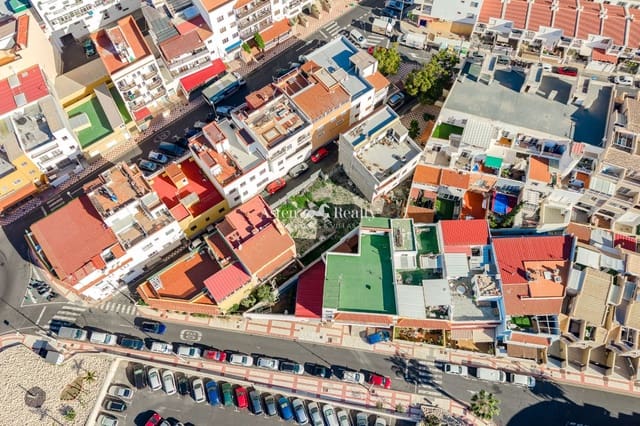 Tontti myytävänä paikassa Casco Urbano, Adeje - 225 000 € (Ref: 9553039)