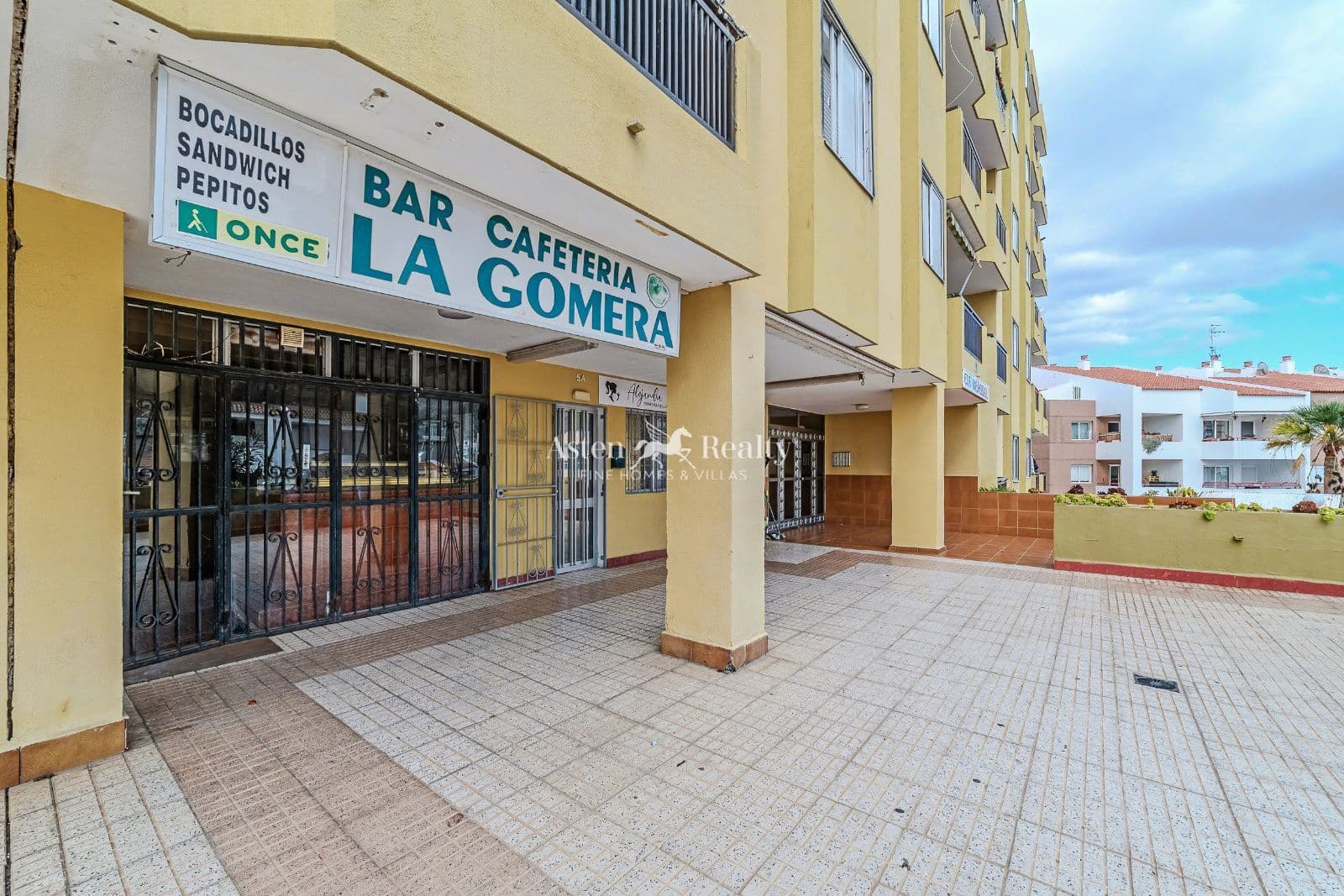 Entreprise à vendre à Los Cristianos - 230 000 € (Ref: 9562607)