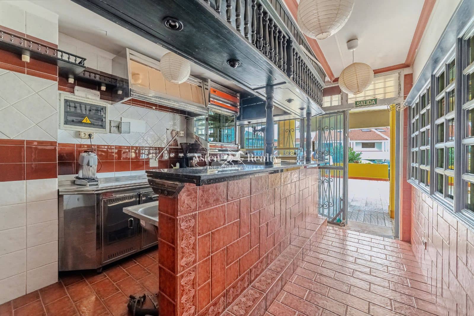 Entreprise à vendre à Los Cristianos - 230 000 € (Ref: 9562607)