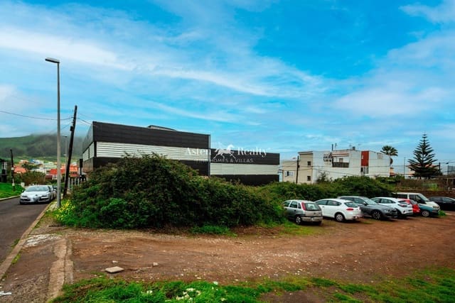 Restaurant/Bar til salg i San Cristóbal de La Laguna - € 4.400.000 (Ref: 9563987)