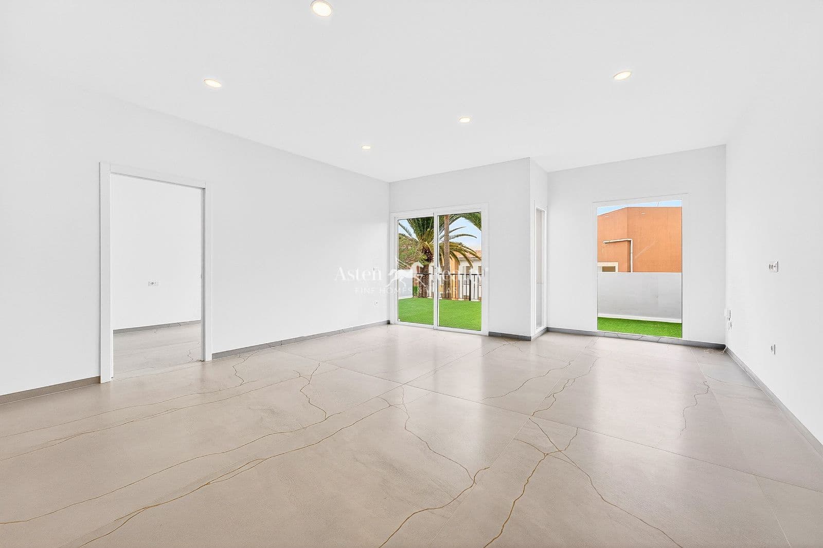 2 chambre Appartement à vendre à Callao Salvaje avec piscine - 400 000 € (Ref: 9566446)