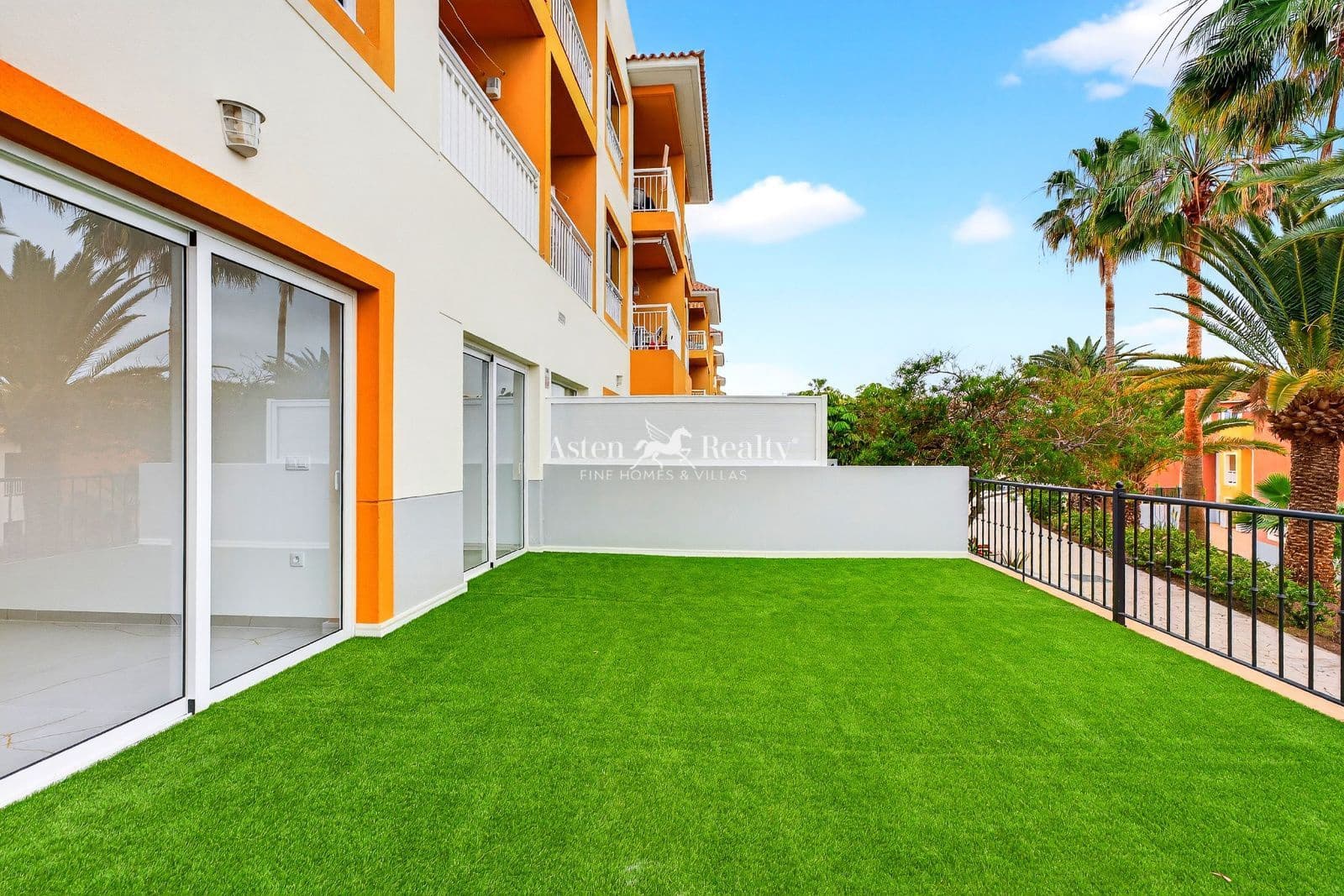 2 chambre Appartement à vendre à Callao Salvaje avec piscine - 400 000 € (Ref: 9566446)