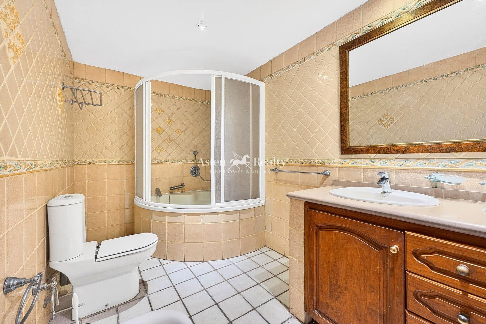 2 slaapkamer Flat te koop in Amarilla Golf met zwembad - € 295.000 (Ref: 9566747)