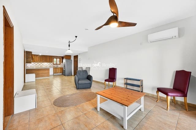 2 slaapkamer Flat te koop in Amarilla Golf, San Miguel de Abona met zwembad - € 295.000 (Ref: 9566747)