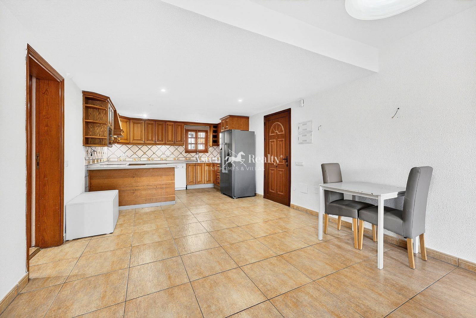 2 slaapkamer Flat te koop in Amarilla Golf met zwembad - € 295.000 (Ref: 9566747)