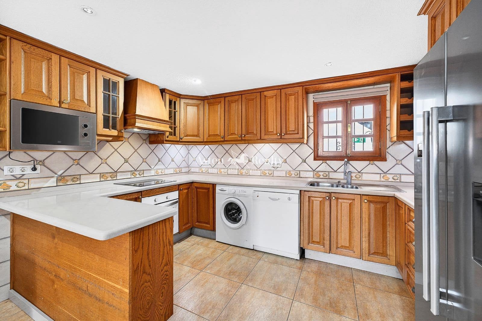 2 slaapkamer Flat te koop in Amarilla Golf met zwembad - € 295.000 (Ref: 9566747)