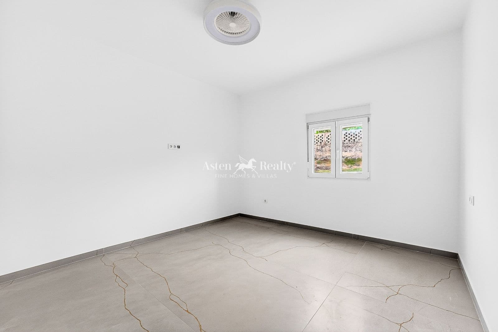 1 soveværelse Lejlighed til salg i Callao Salvaje med swimmingpool - € 350.000 (Ref: 9570201)