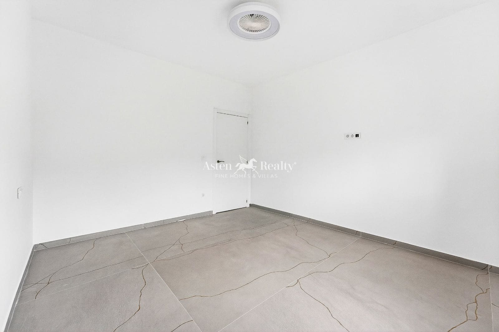 1 soveværelse Lejlighed til salg i Callao Salvaje med swimmingpool - € 350.000 (Ref: 9570201)