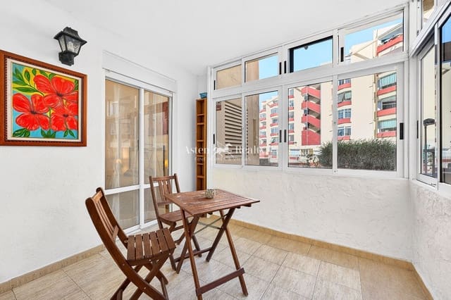 1 quarto Apartamento para venda em Torviscas, Adeje com piscina garagem - 229 000 € (Ref: 9571967)