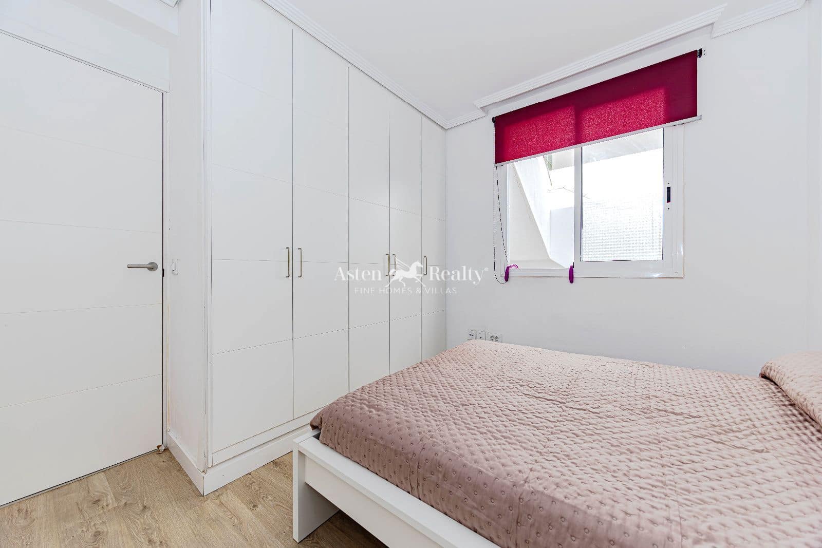 2 soverom Leilighet til salgs i Los Cristianos med svømmebasseng - € 260 000 (Ref: 9572359)