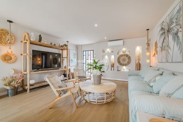 5 quarto Casa em Banda para venda em Chayofa, Arona com piscina garagem - 1 450 000 € (Ref: 9588158)