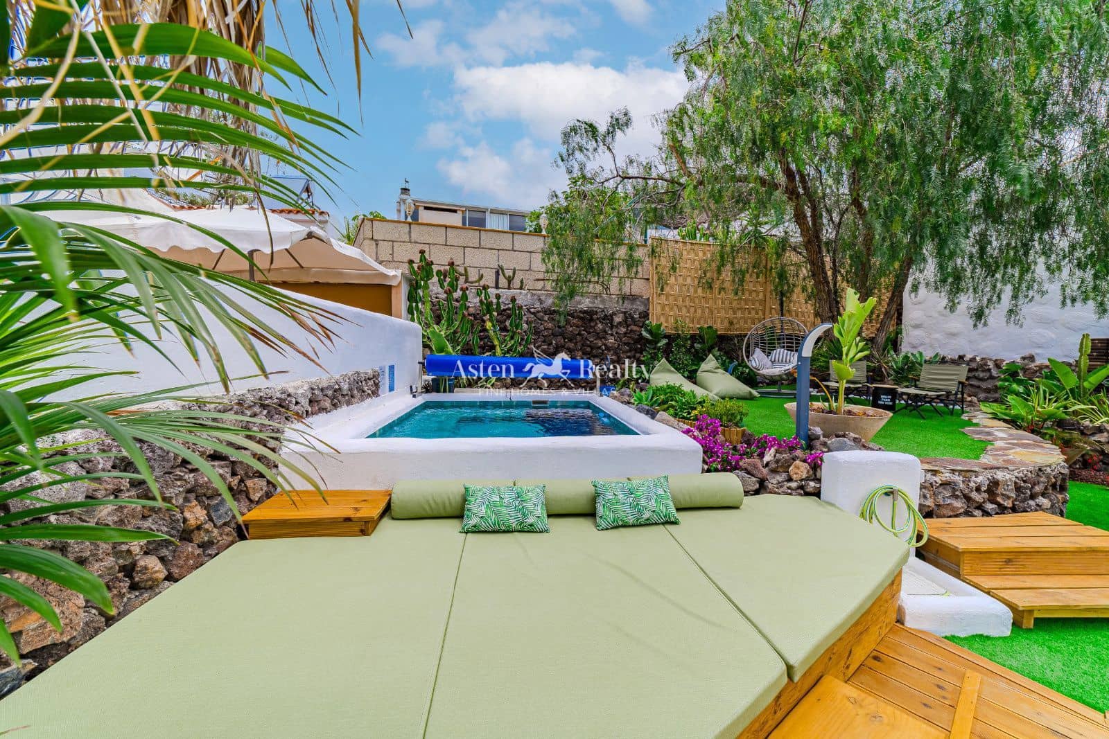 5 quarto Casa em Banda para venda em Chayofa com piscina garagem - 1 450 000 € (Ref: 9588158)