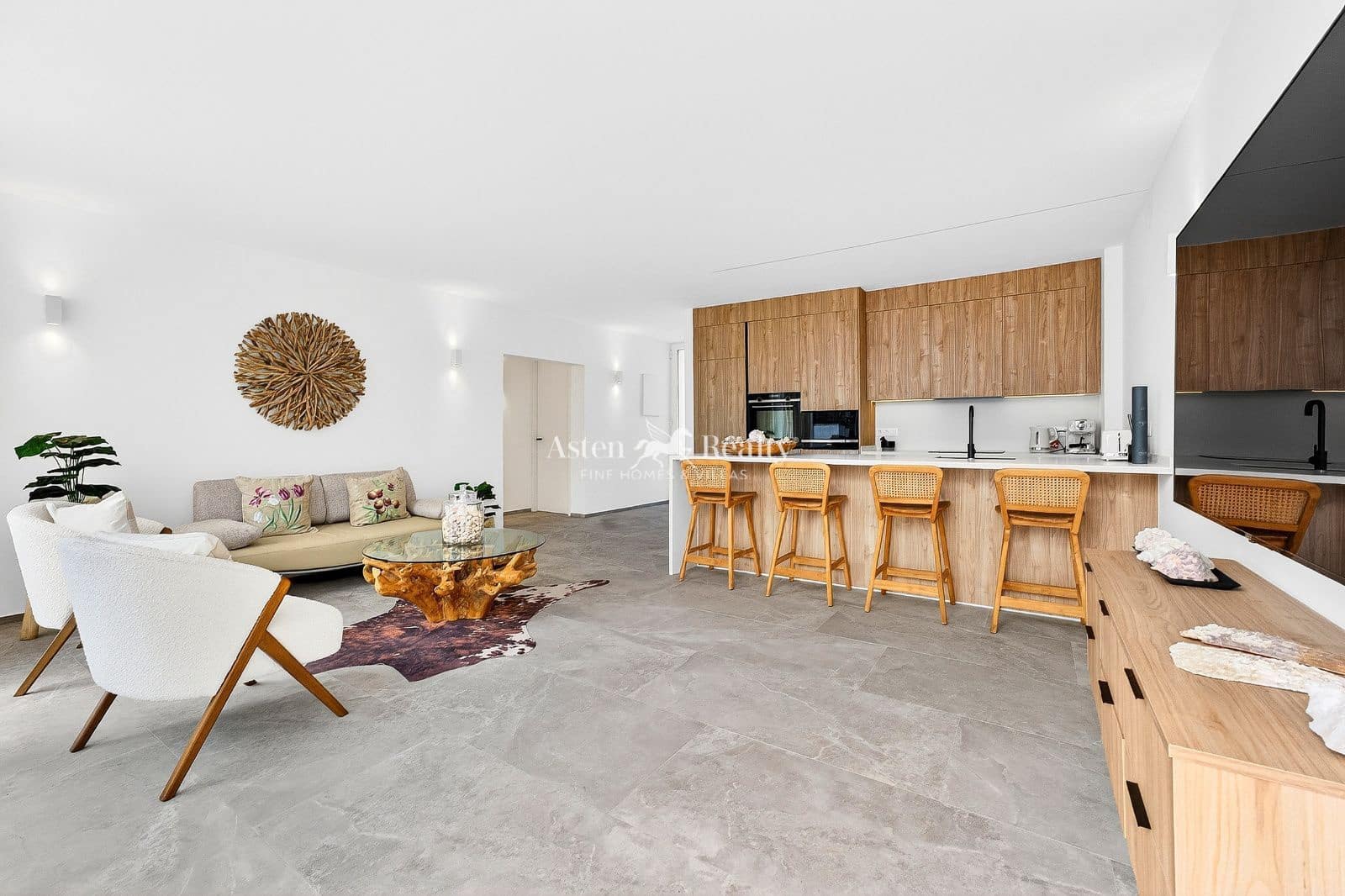 2 sypialnia Bungalow na sprzedaż w Costa del Silencio z basenem garażem - 995 000 € (Ref: 9588334)