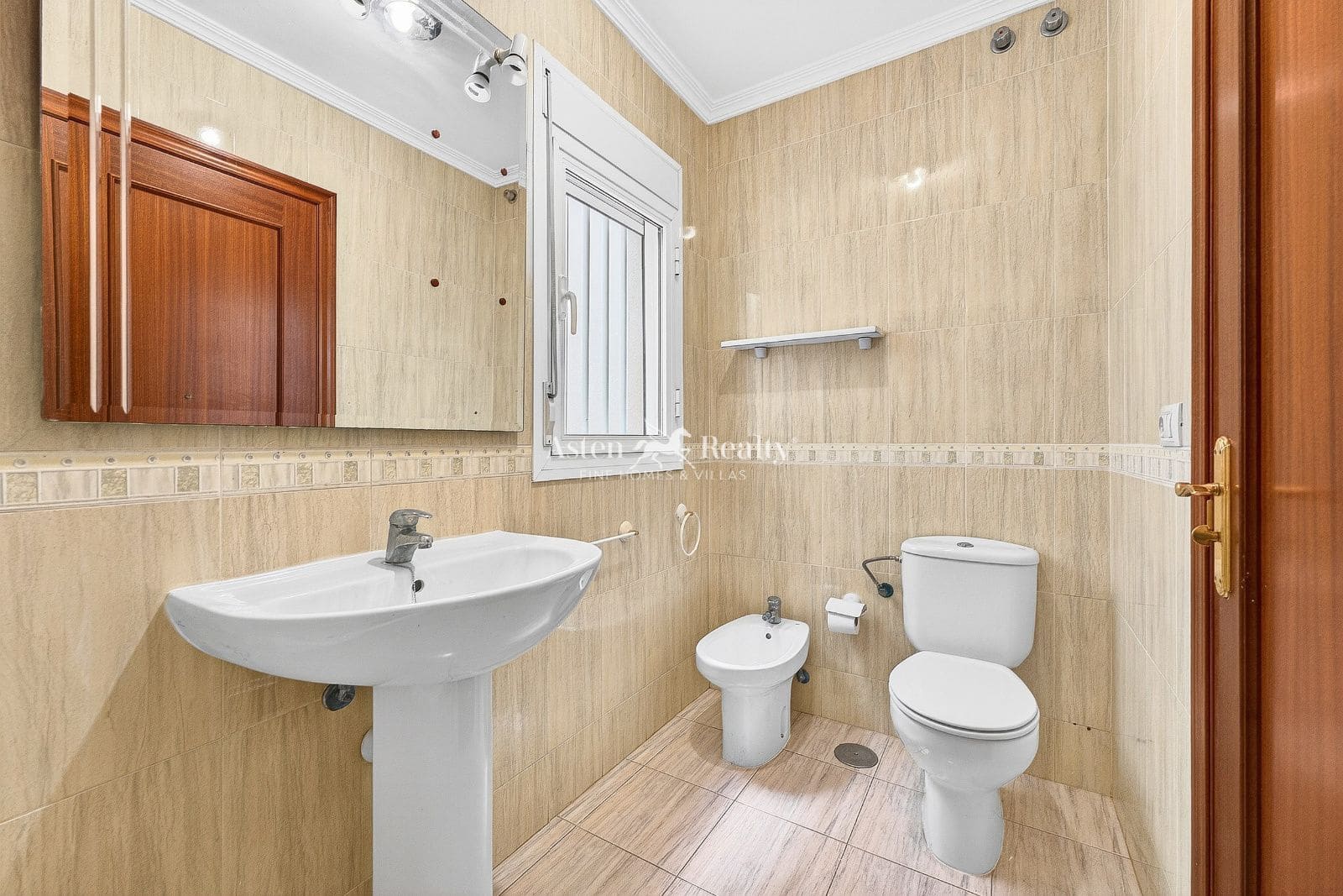 1 bedroom Flat for sale in Los Abrigos - € 174,000 (Ref: 9588335)