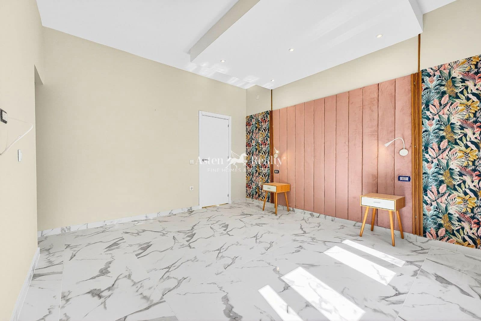 2 makuuhuone Asunto myytävänä paikassa Adeje - 270 000 € (Ref: 9588481)