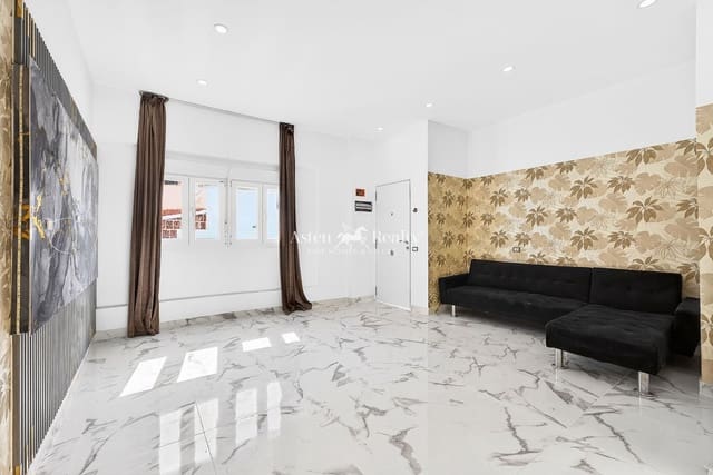 2 makuuhuone Asunto myytävänä paikassa Casco Urbano, Adeje - 270 000 € (Ref: 9588481)