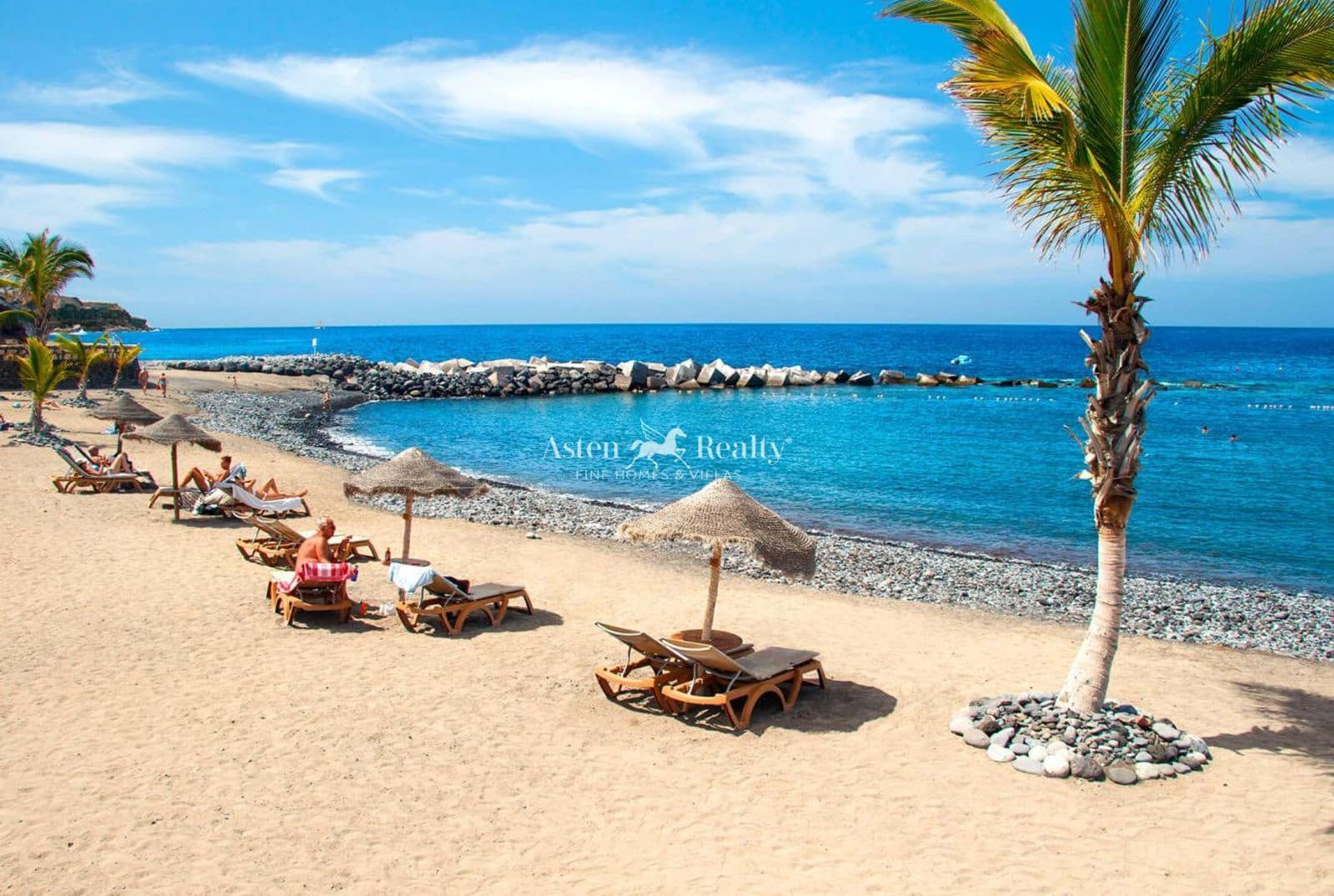 Byggetomt til salgs i Playa San Juan - € 950 000 (Ref: 9592085)