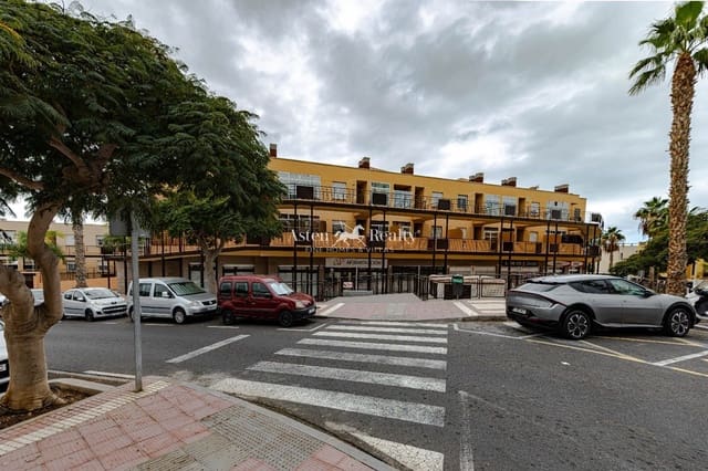 2 sypialnia Mieszkanie na sprzedaż w Casco Urbano, Adeje z basenem - 333 000 € (Ref: 9603353)