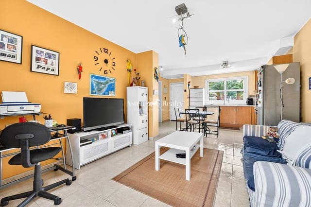 1 slaapkamer Flat te koop in Torviscas, Adeje met zwembad garage - € 335.000 (Ref: 9603358)