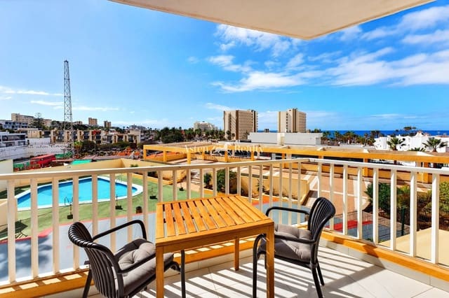2 slaapkamer Flat te koop in Playa de las Americas, Arona met zwembad garage - € 395.000 (Ref: 9603468)