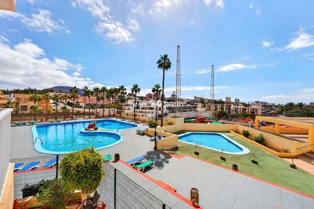 2 slaapkamer Flat te koop in Playa de las Americas, Arona met zwembad garage - € 395.000 (Ref: 9603468)