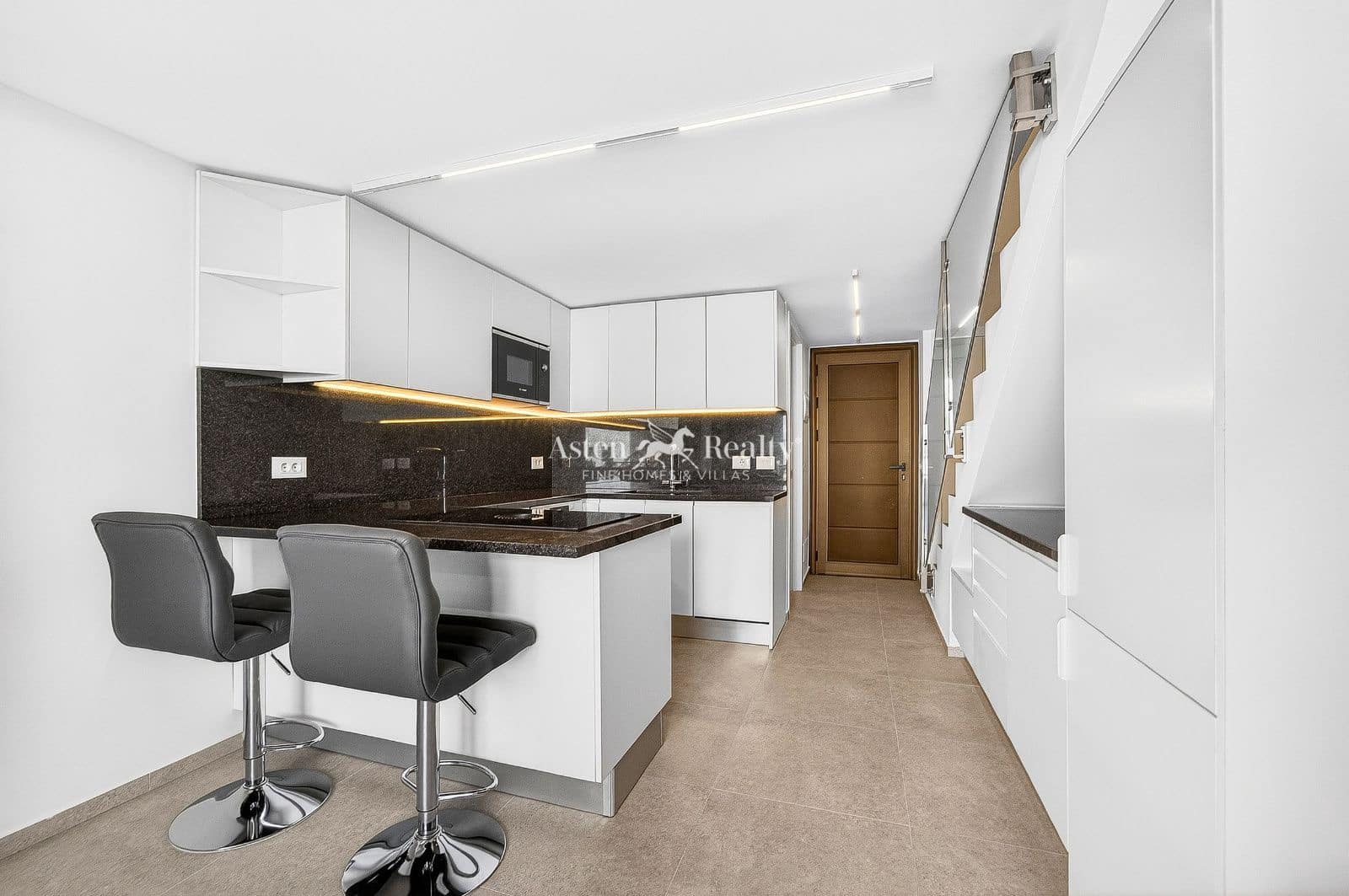 1 Zimmer Penthouse zu verkaufen in Playa de las Americas mit Pool Garage - 499.000 € (Ref: 9610213)