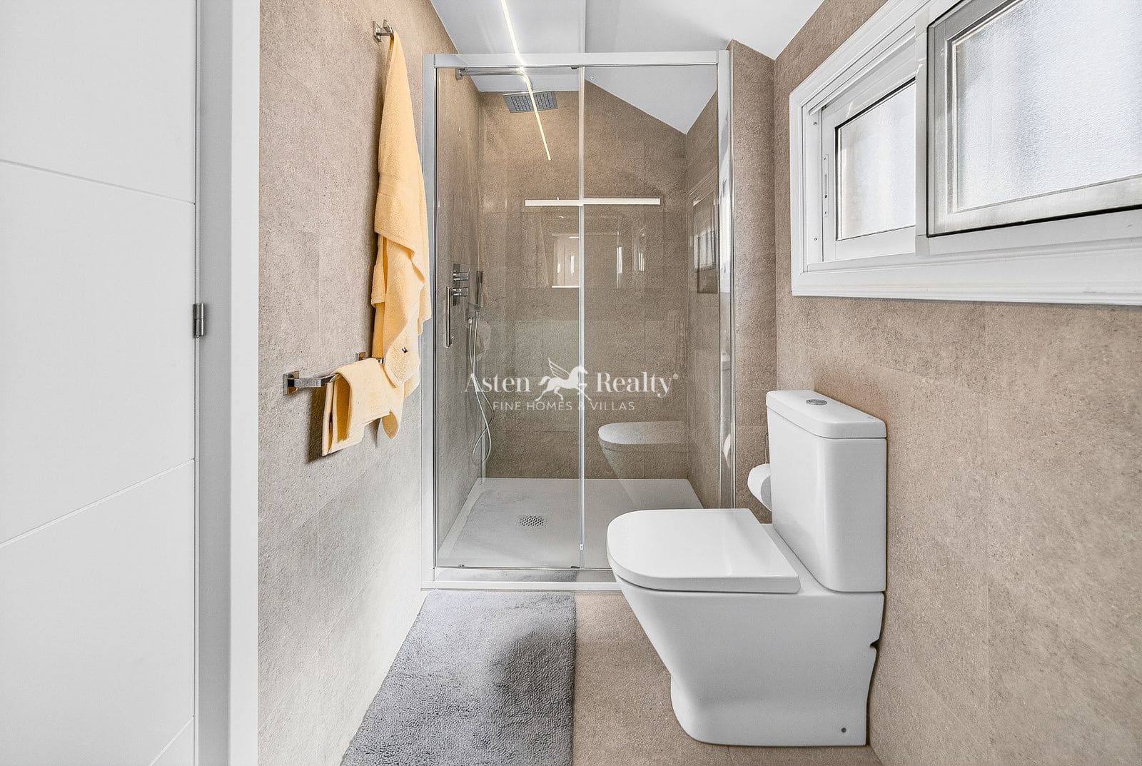 1 Zimmer Penthouse zu verkaufen in Playa de las Americas mit Pool Garage - 499.000 € (Ref: 9610213)