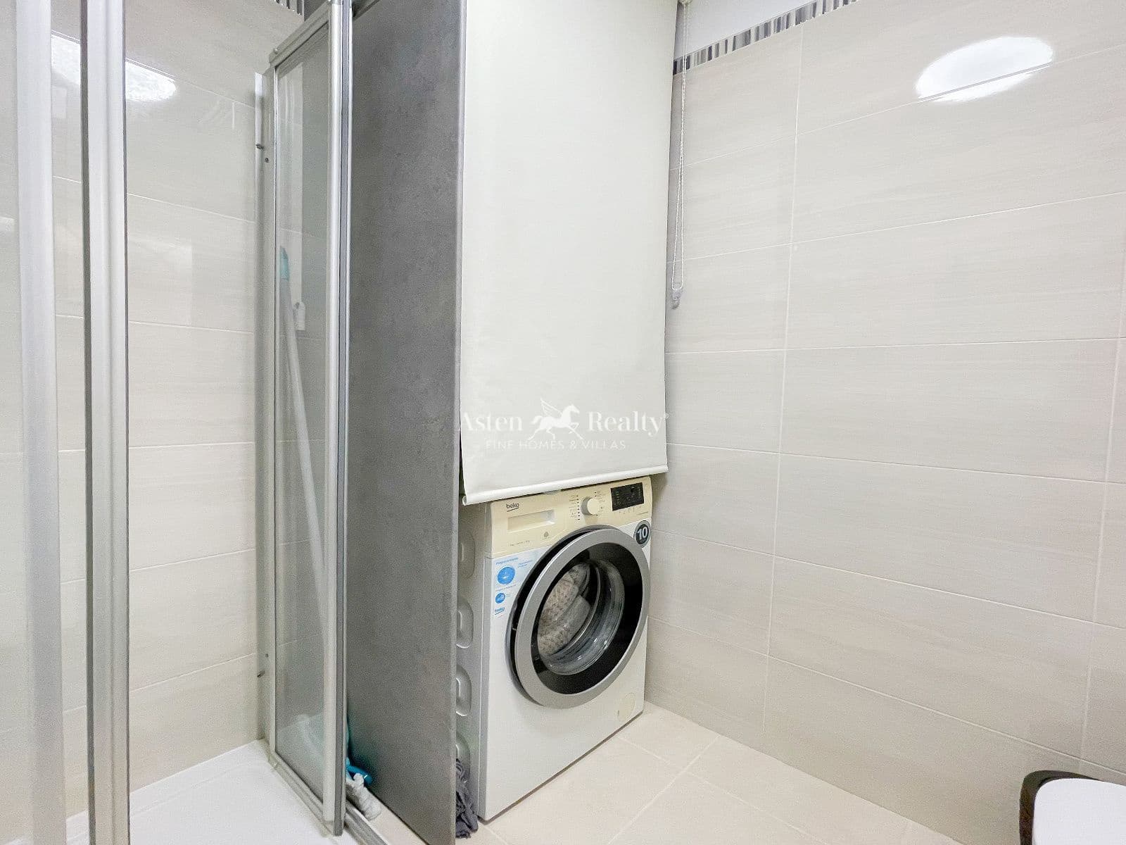 Piso de 1 habitación en Los Cristianos en venta con piscina - 385.000 € (Ref: 9617102)